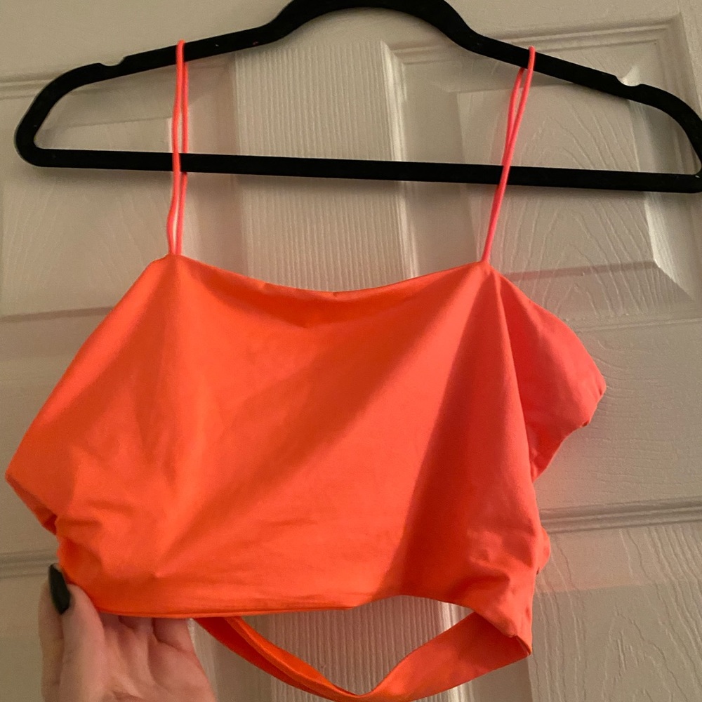 Crop top - Picture 2 of 2